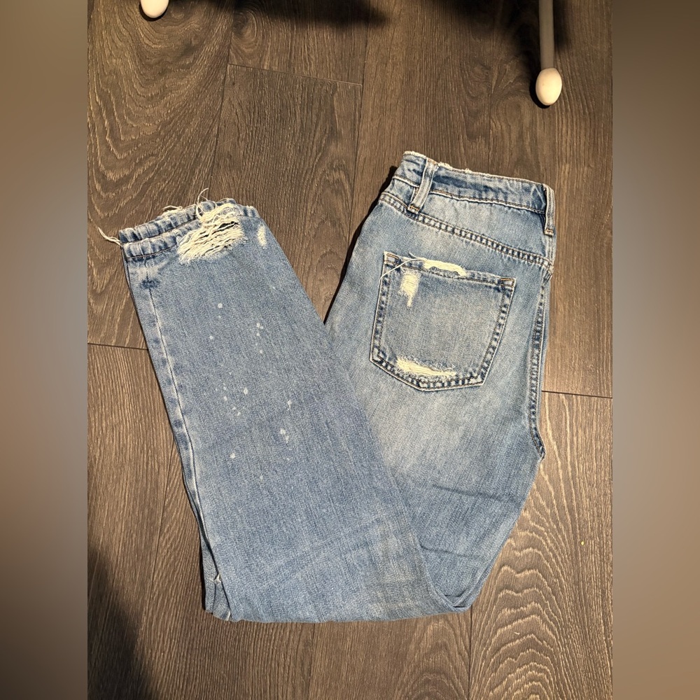 Garage distressed mom Jean